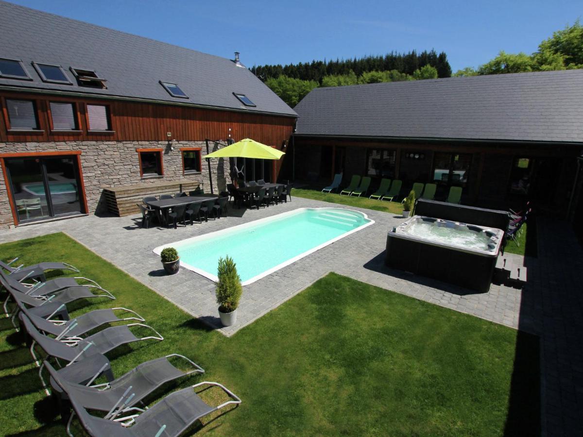 Beautiful Villa With Heated Outdoor Pool Manhay Exterior photo